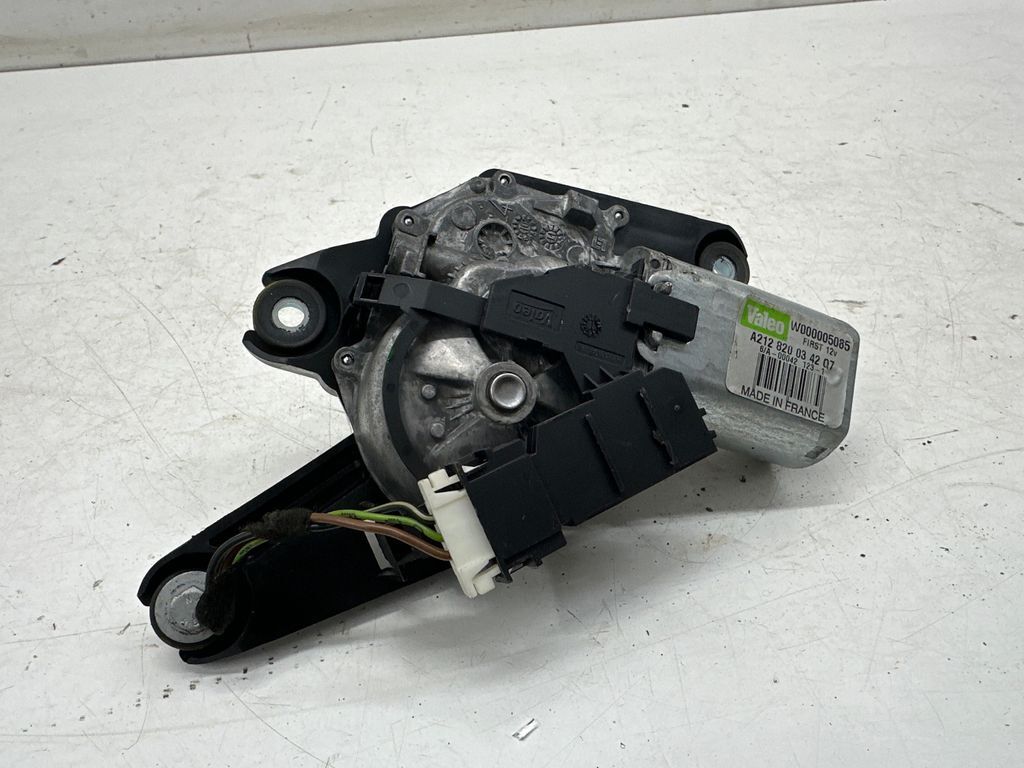 Mercedes-Benz E W212 Rear Window Wiper Motor A2128200342 Lin7390 
