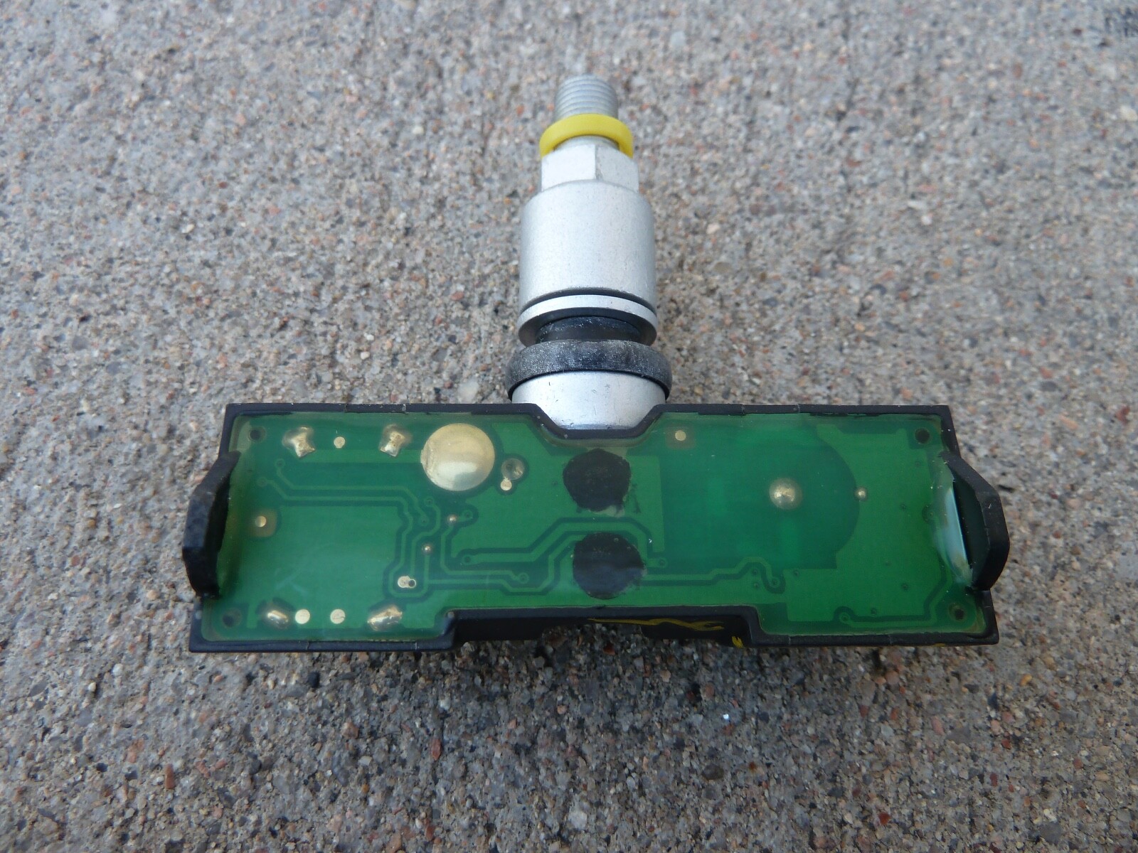 2006 ASTON MARTIN VANQUISH TIRE PRESSURE MONITORING SENSOR TPMS FACTORY OEM