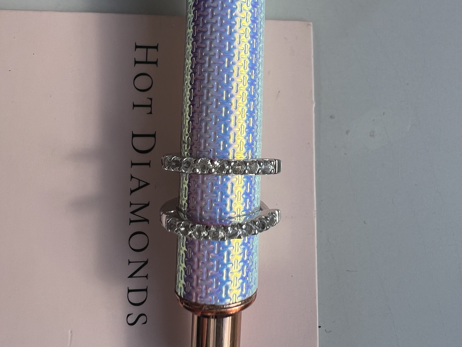 Hot Diamonds Silver Constant Loop Earrings DE581