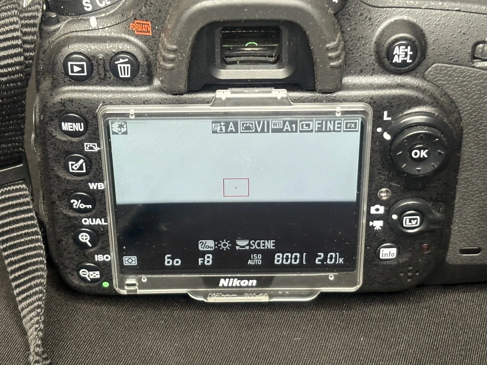 Cámara digital Nikon D610 24,3 MP SLR DSLR, ****Contador de obturadores 957**** Foto 4 de 4