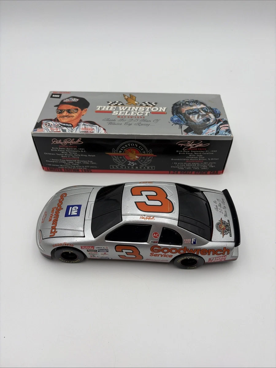 Dale Earnhardt Diecast Racing Cars 1:24 1995 Vehicle Year for sale