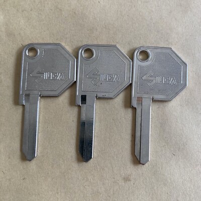 3x SILCA UNCUT BLANK AUTOMOTIVE AR5R CEA NM9S ALFA CAR KEY NOS NEW OLD STOCK