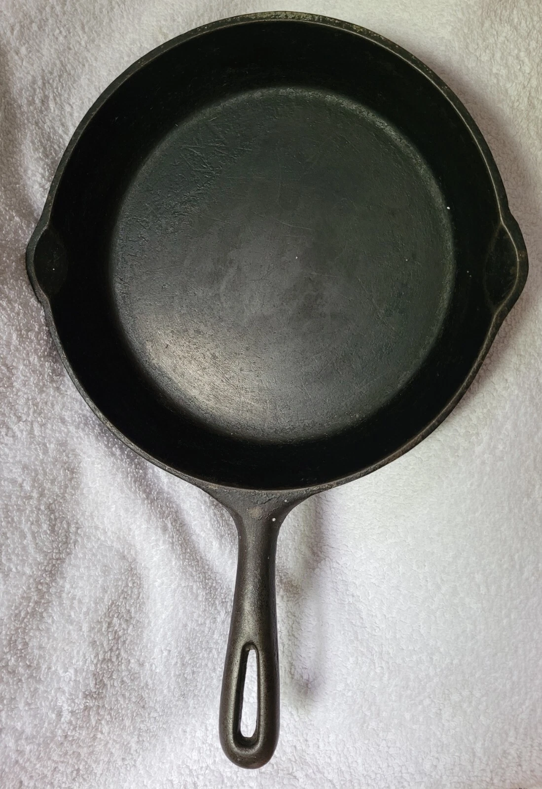 Vintage General Steel Wares GSW No. 6 Cast Iron Fry Pan Canada