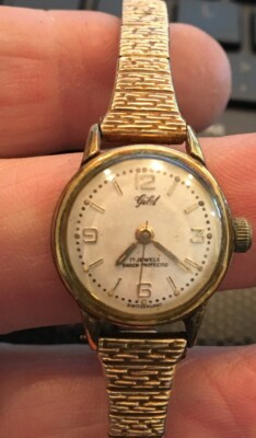 VTG Gruen Guild Watch,17 Jewel,Shock Protected Works Well