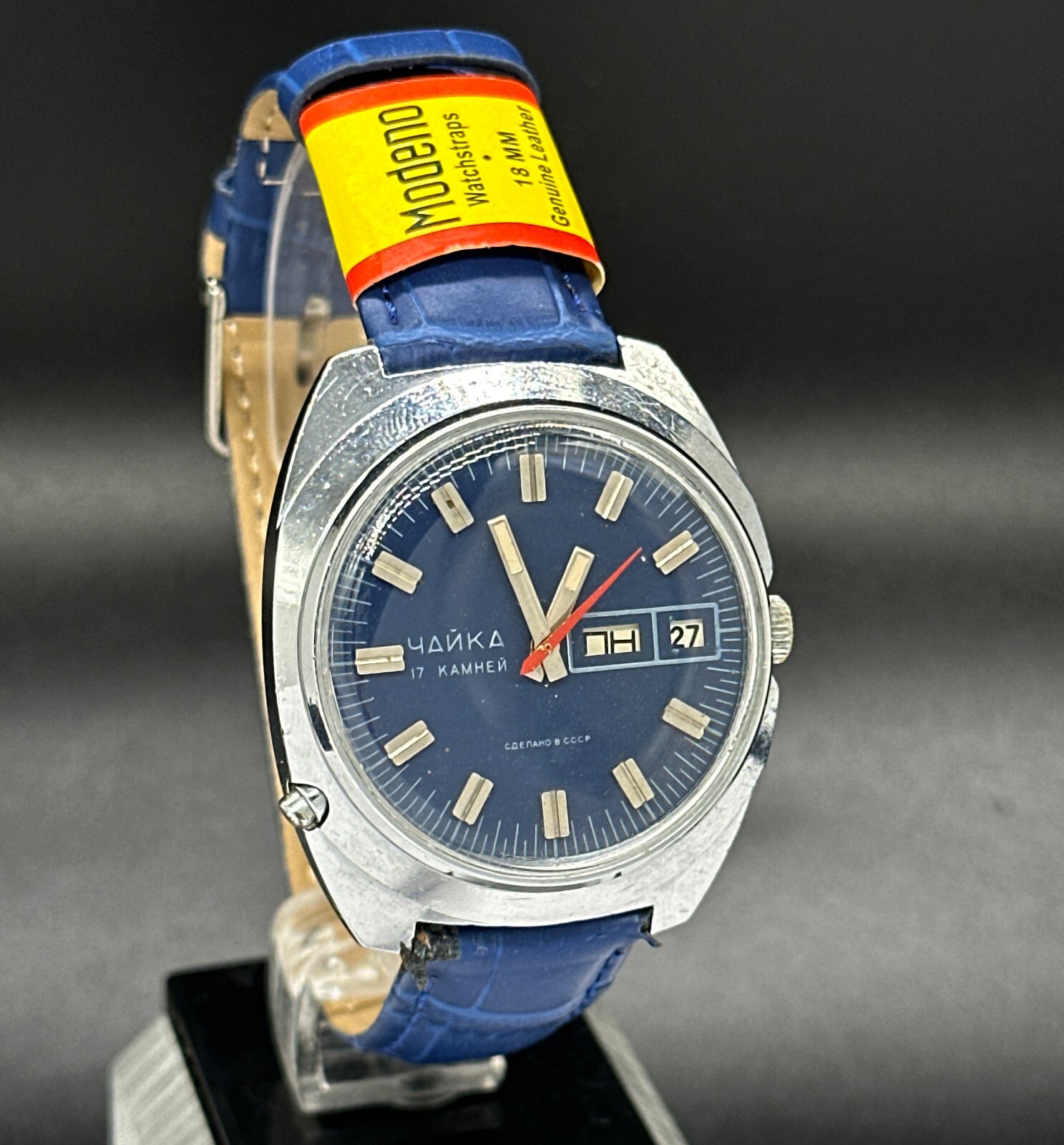 Chaika USSR (Soviet) CAL.2628.H mechanical watches blue dial with date and day