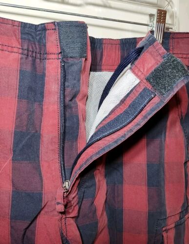 L.L. Bean Men's 38 Plaid Cargo Swim Trunks Red And Black With 6 Pockets - Picture 3 of 8