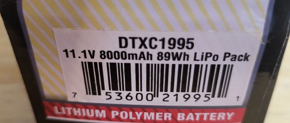 Duratrax #DTXC1995 8000mAh 3S, 11.1V 35C, Deans connector, Lipo Battery (NOS) - Image 3 of 3