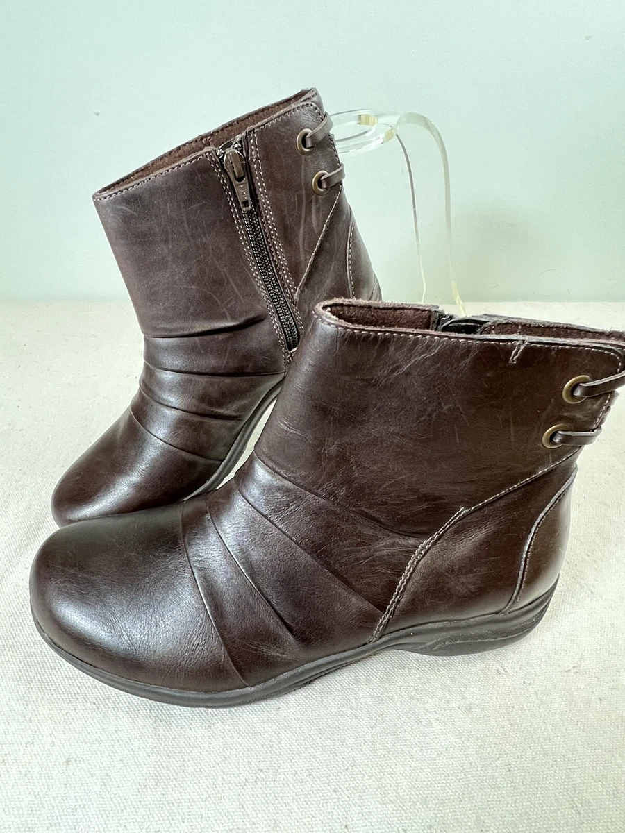 Clarks Brown Leather Zip Comfort Ankle Boots Womens Size 7.5M
