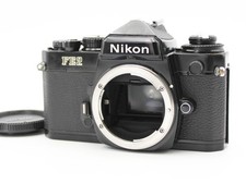 [Exc+4] Appareil photo reflex argentique 35 mm Nikon FE2 boîtier noir du Japon