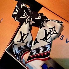 LOUIS VUITTON SCARF MINI 100 AUTHENTIC CLASSIC SILK BEIGE WHITE BLACK