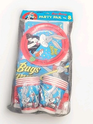 Vtg 80s Warner Bros 1989 Bugs Bunny Party Pak for 8 NOS Cups Plates Table Cover+