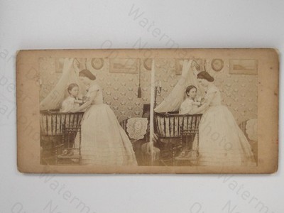 Mutter Kind Kinderbett Wiege Hausszene Viktorianische Stereoview