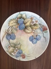 VTG Hutshenreuther Selb Porcelain Fruit Plate,BlackBerry Design Hanger Germany