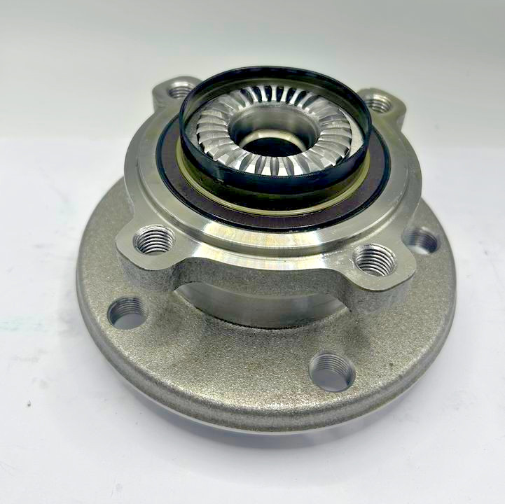 Front Wheel Hub Bearing Assembly For BMW F30 F32 F22 F34 F35 F36 F82 Xdrive 1 PC