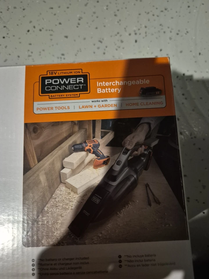 Black + Decker 18v Power Connect Dustbuster. Please read item description. - image 3 of 4