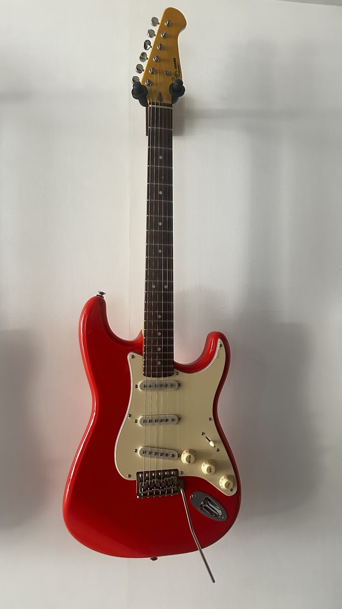 Donner DST-600 Professional Electric Guitar Tremolo Bridge SSS