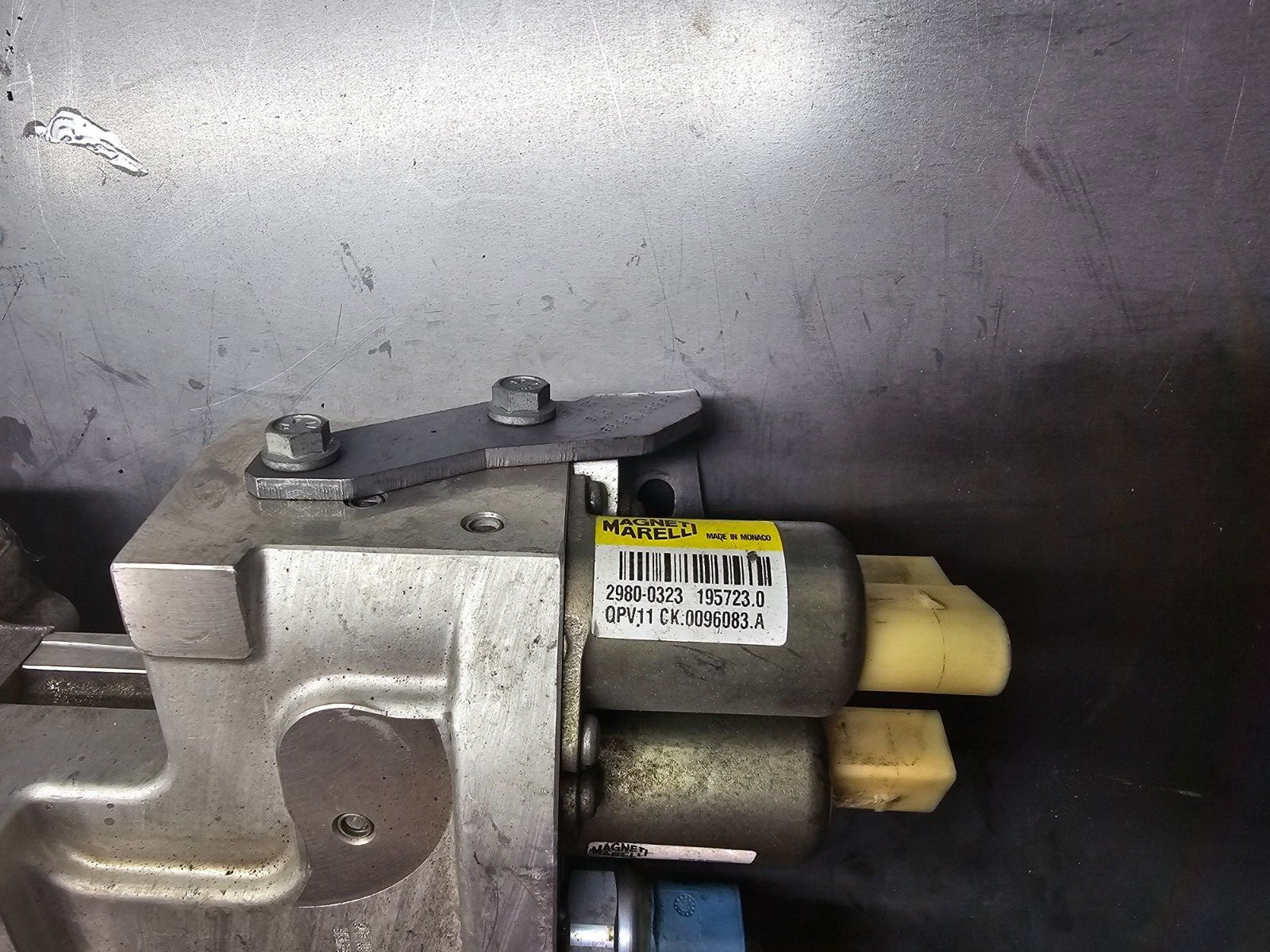 Gallardo / Audi R8 5.2L Transmission E-gear R-Tronic Actuator Assembly 0096498B