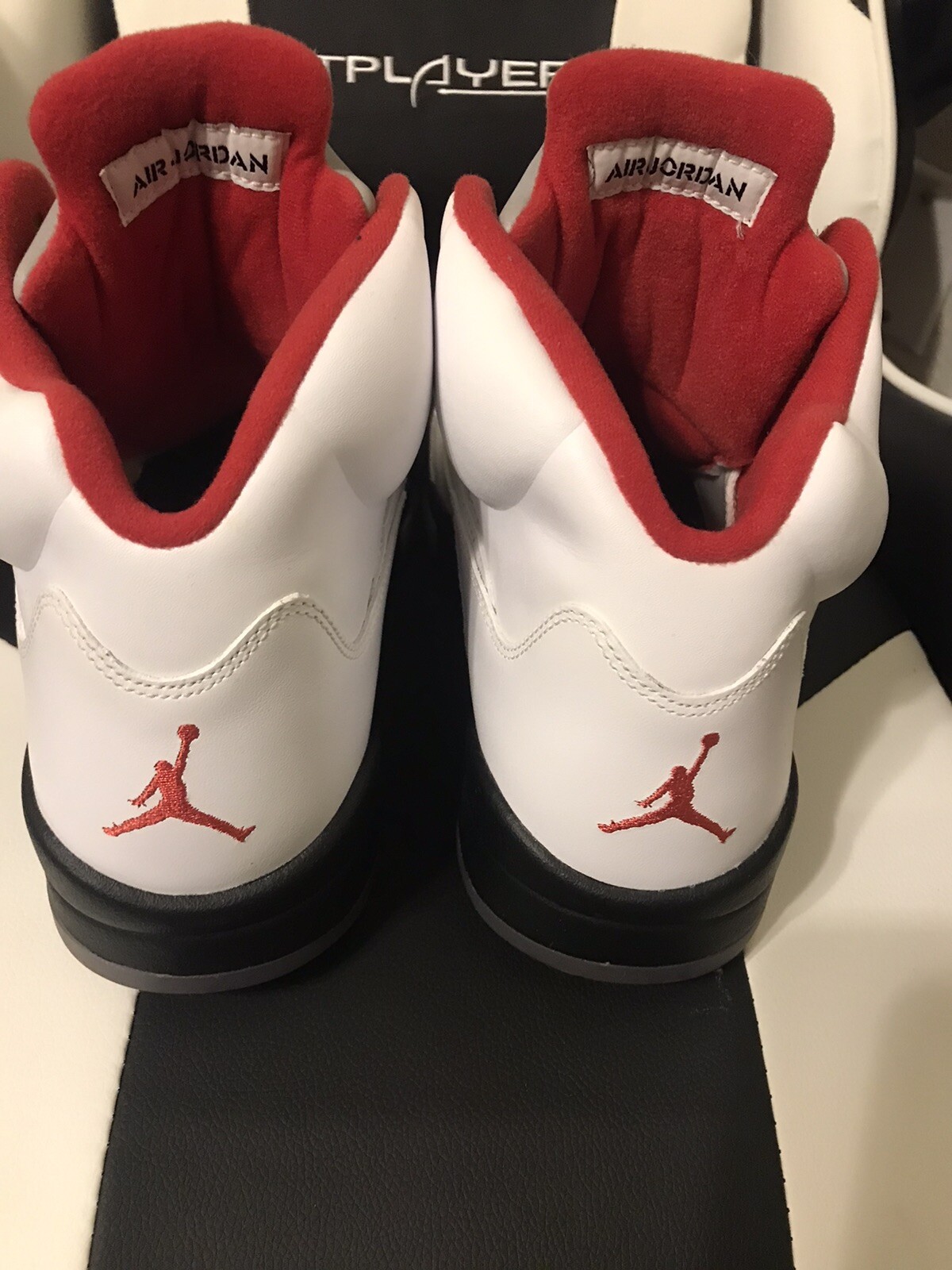 jordan 5 tongue inside