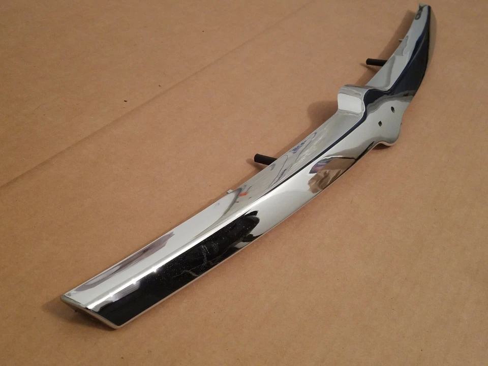 适合 2000 - 2001 年 NISSAN ALTIMA 铬格栅成型装饰前保险杠新品 — 第 3/4 张图片