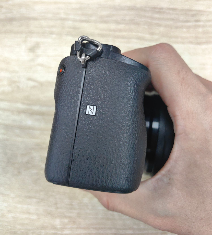 Sony Alpha a6000 ILCE-6000 24.3MP APS Sensor Mirrorless Camera+16