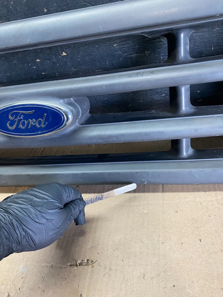 2003 to 2007 Ford Econoline E150 E250 E350 Front Grille Grille OEM p0677 DG - Image 4 of 4