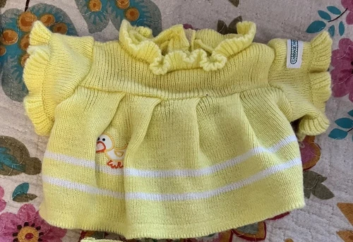 Beautiful Vintage Cabbage Patch Kids Doll Yellow Knitted Duck Dress With Duck