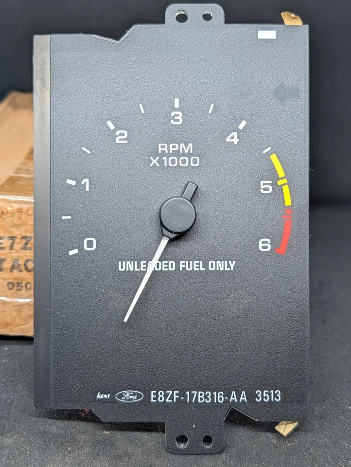 NUEVO 1987 1988 1989 1990 FORD MUSTANG 2,3 L TABLERO TACÓMETRO CALIBRE E7ZZ-17360A Foto 4 de 4