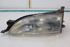 1995-1996 Toyota Camry Front Left Driver Side Headlight Assembly Oem