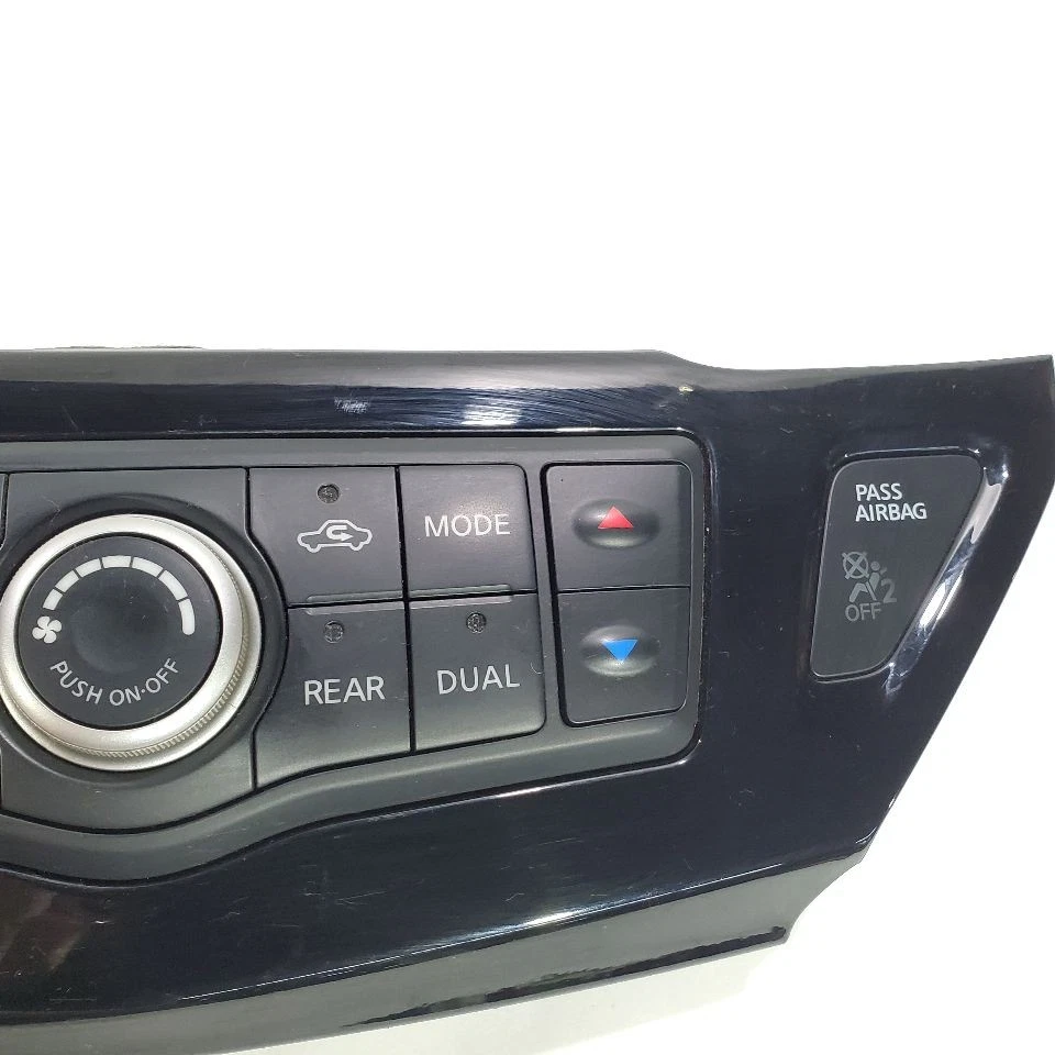 Módulo de control de temperatura de aire acondicionado usado se adapta a: Nissan Pathfinder 2014 temperatura aire acondicionado Foto 4 de 4