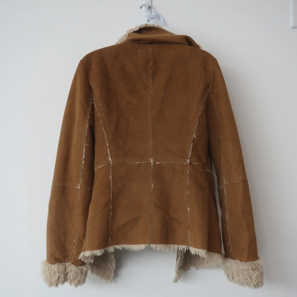 Chaqueta Penny Lane Coffee Shop para mujer imitación gamuza mediana polar boho festival Foto 2 de 4