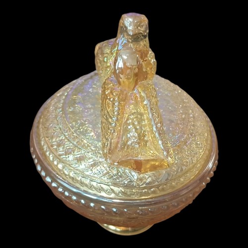 Rare Vtg Westmoreland Iridescent Yellow Love birds on Nest Candy Dish 6"x5.5." - Picture 3 of 8