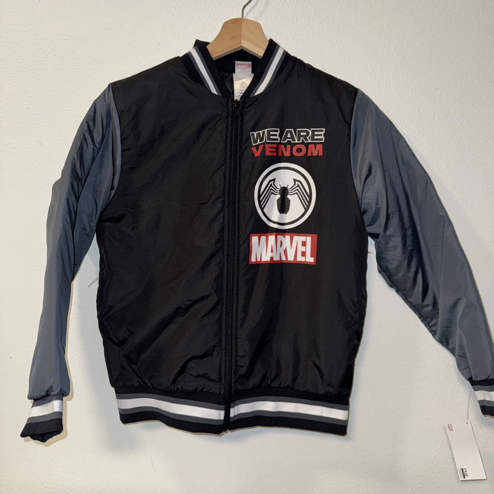 VENOM JACKET Boys SIZE 10/12 Marvel Character We Are Venom
