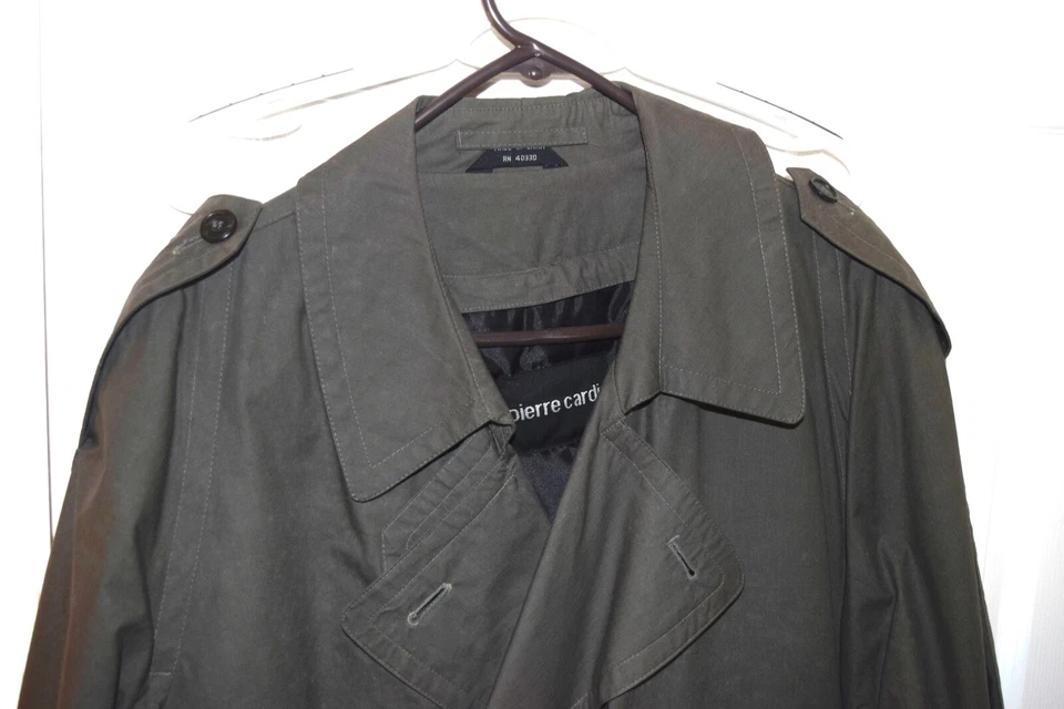 NUEVO CON ETIQUETAS CLÁSICO DE COLECCIÓN PIERRE CARDIN Hombres Trench Rain Coat 100% algodón 44R MovieWardrobe Foto 3 de 4
