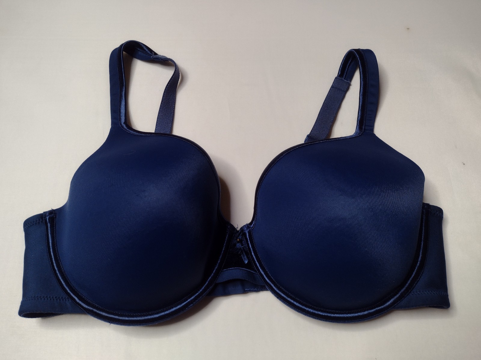 Vanity Fair Body Caress Bra 36D 75335 Underwire Lined T Shirt Full Coverage NN