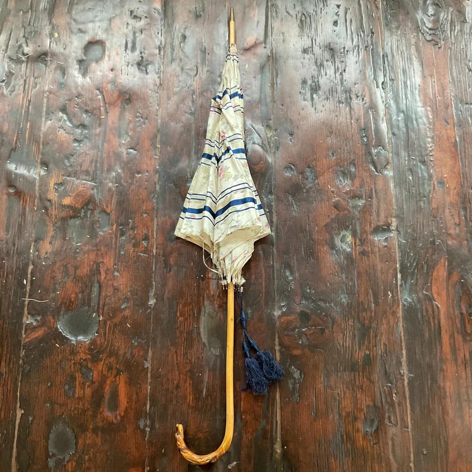 Antique Victorian Handmade Silk Tall Floral Blue Parasol Carved Wooden Shaft - Image 4 of 4