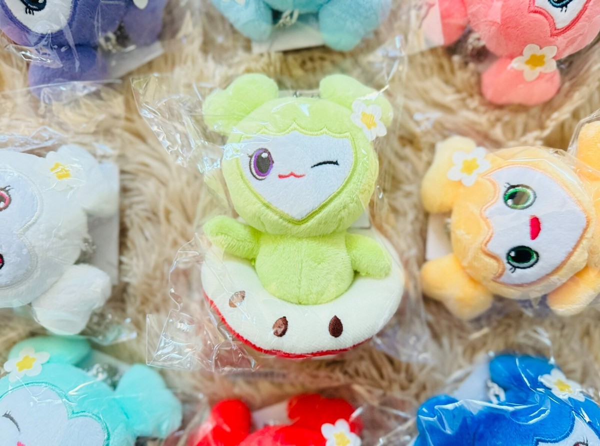 Twice Japan Lovely Laburi Plush Bag Charm / Keychain Pop Up