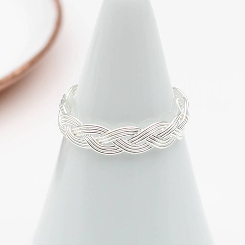 Sterling Silver Knot Ring in Gold | Jewellery | Lisa Angel