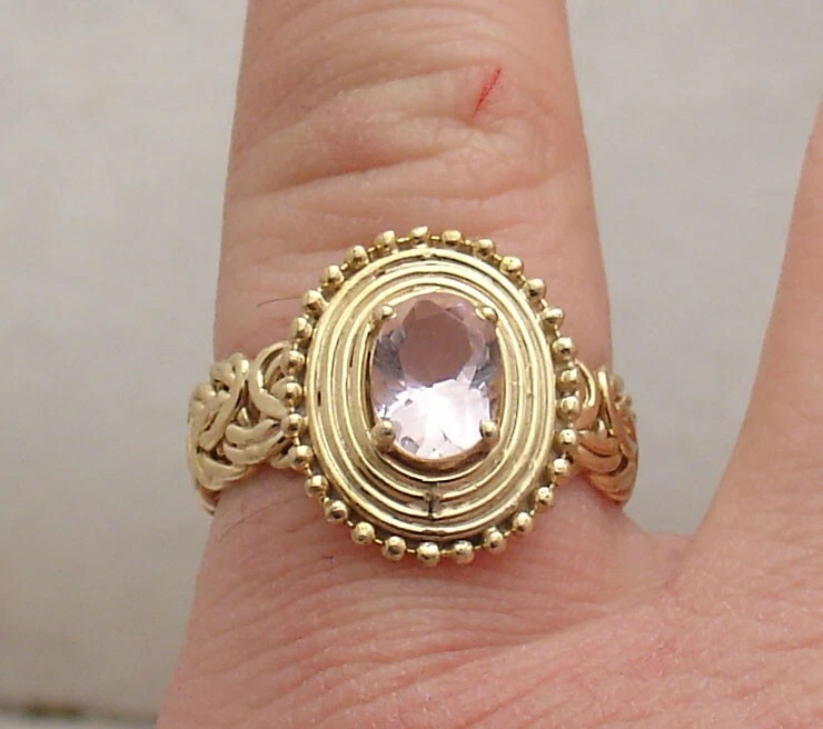 Anillo Bizantino Technibond Zafiro Rosa Talla 8 Chapado en Oro Amarillo 14K Plata Foto 4 de 4