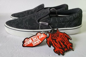 black slip on vans size 3
