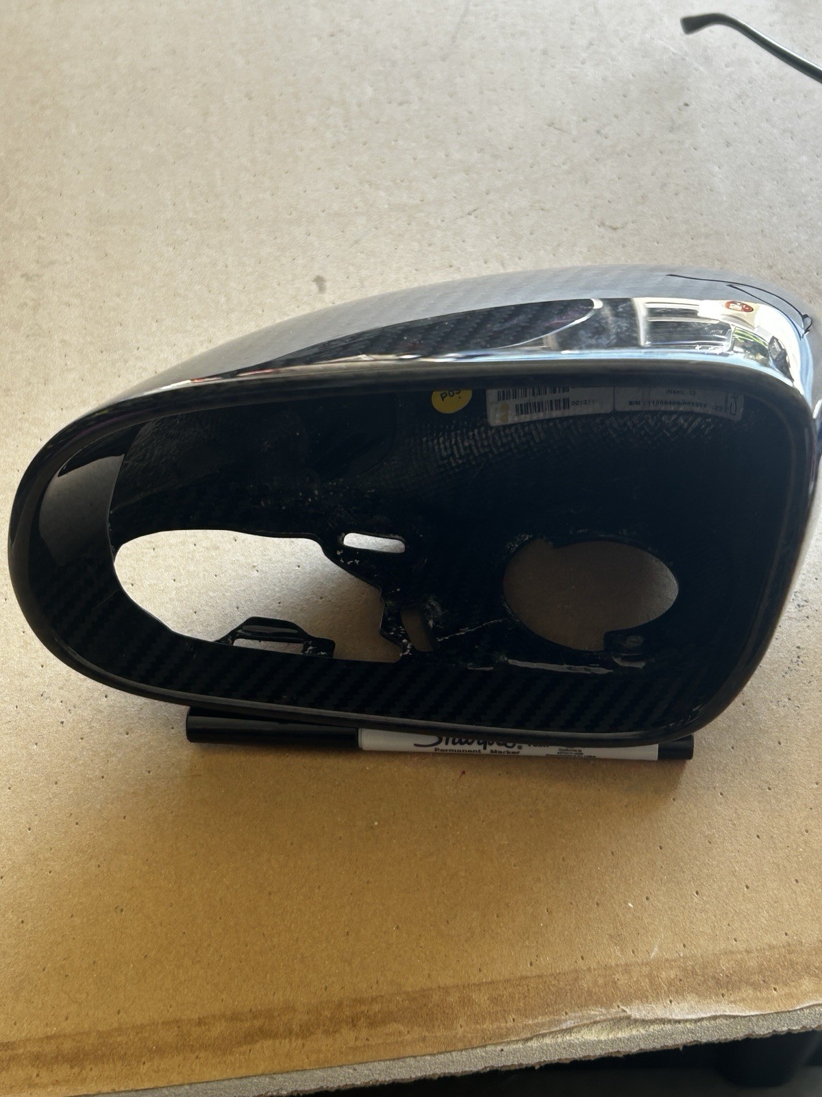 McLaren Left Mirror Housing Carbon Fiber Really Good Condition 14AD019CP