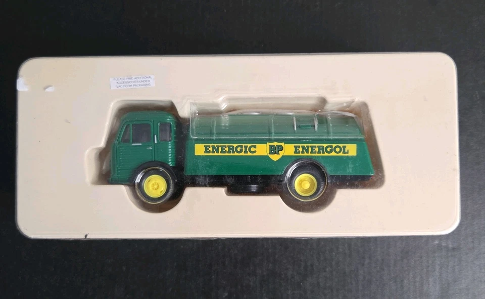 Corgi Heritage Collection 72913 Simca Avec Citerne Carrossee BP Energol 1:50 - Image 2 of 4