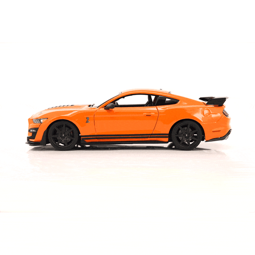 2020 Ford Shelby G.T. 500 - Orange - Picture 2 of 9
