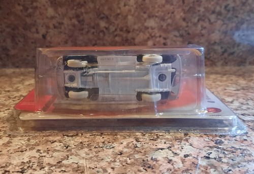 JOHNNY LIGHTNING AREA-51 R1 '50 CHEVY PICKUP WHITE LIGHTNING RUBBER TIRES VHTF⚡ - Picture 2 of 7