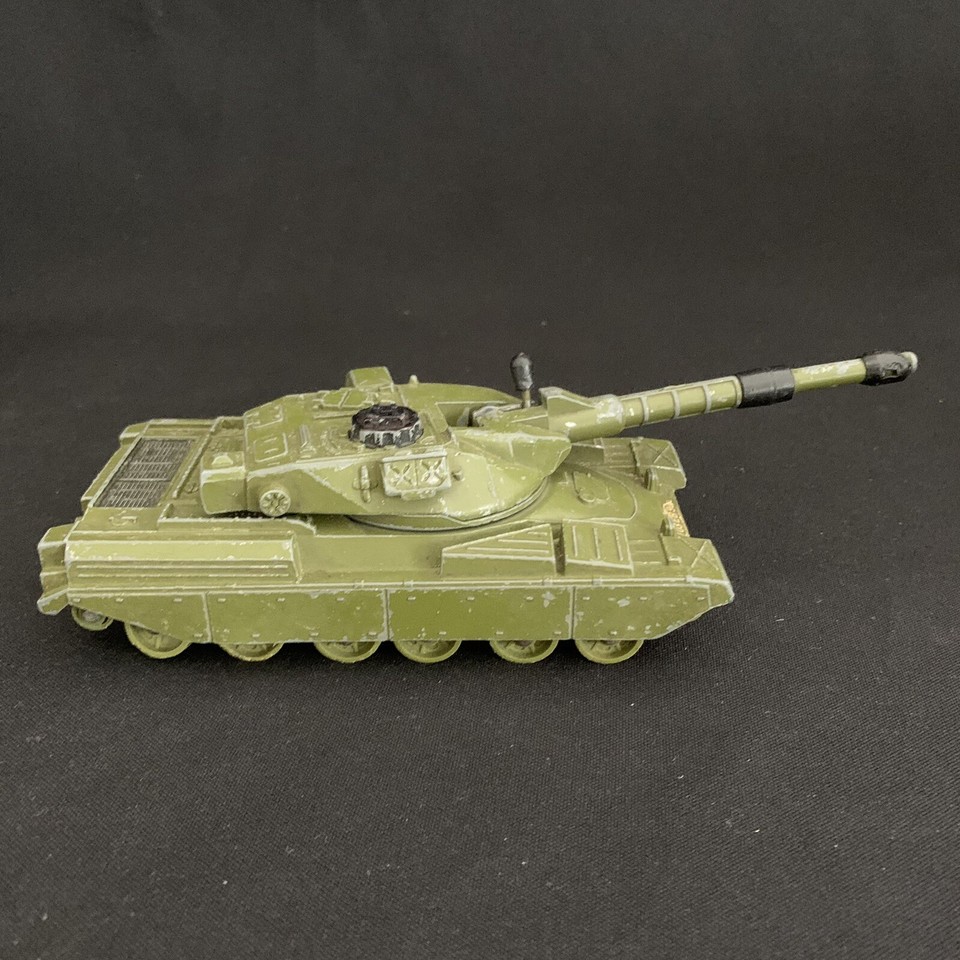 Vintage Playworn DINKY TOYS Toy Car CHIEFTAN TANK Military Vehicle