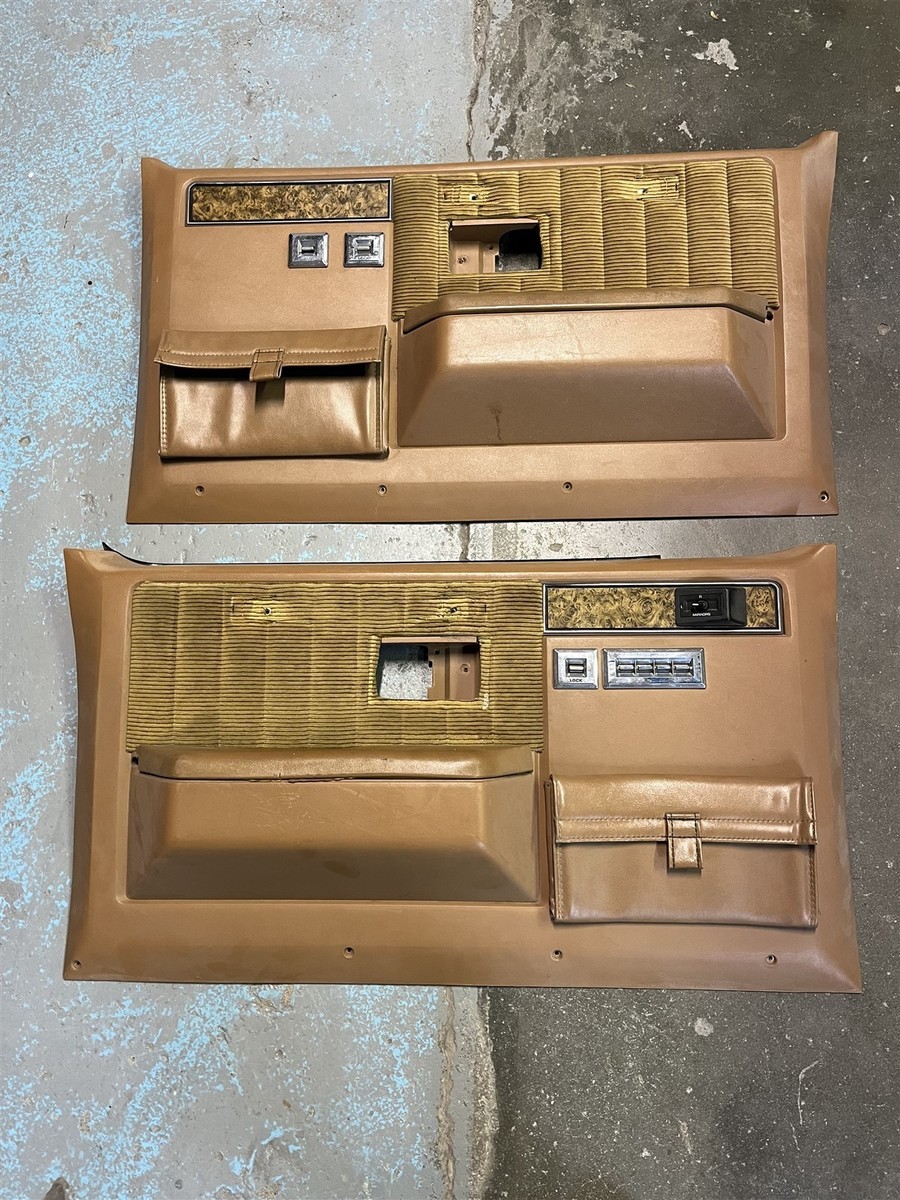 りょーと 1981-91 Chevrolet GMC Silvrerado Suburban Door Panel Pair Power