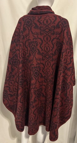 Novica Alpaca Wool Floral Burgundy Poncho Fringe Wrap Cape Elegant Boho Chic - Picture 6 of 10