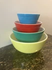 PYREX - 4 pc. Primary Colors Rainbow Mixing, Nesting Bowl Set