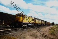 ORIG TRAIN SLIDE UNION PACIFIC (UP) RAILROAD VINTAGE ADP25319