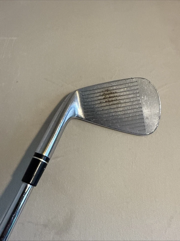 TaylorMade P730 Hierro 8 Hierro Modo Acero Eje Flex X Derecha Foto 4 de 4