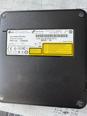 Externer Slim DVD-Writer LG GP50NB40. Gebraucht.